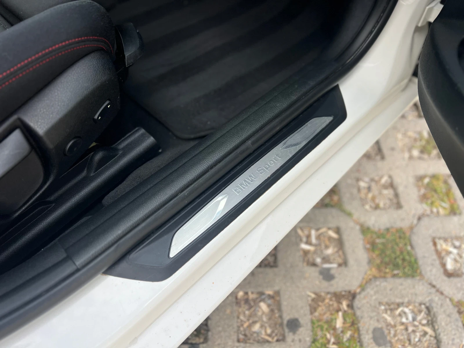 BMW 318 Sport, снимка 9 - Автомобили и джипове - 56068344
