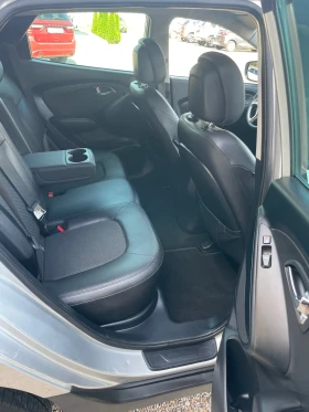 Hyundai IX35 2.0i-БЕНЗИН-4х4-AVTOMATIC/NAVI-FULL-УНИКАТ, снимка 14