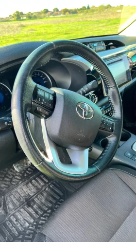 Toyota Hilux Invicible, снимка 14