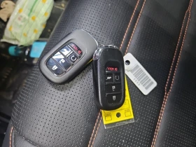 Honda Cr-v HYBRID * * CARFAX * * АВТО КРЕДИТ * *  - 43899 € / 85858.98 лв. - 93075157 10