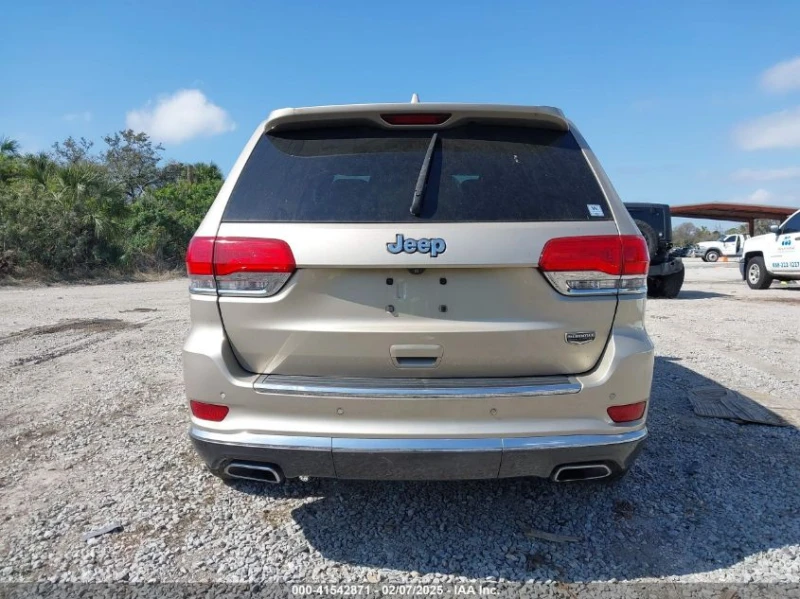 Jeep Grand cherokee SUMMIT* ВИДЕО НА МОТОРА* ОТ ЗАСТРАХОВАТЕЛ* , снимка 4 - Автомобили и джипове - 49084566