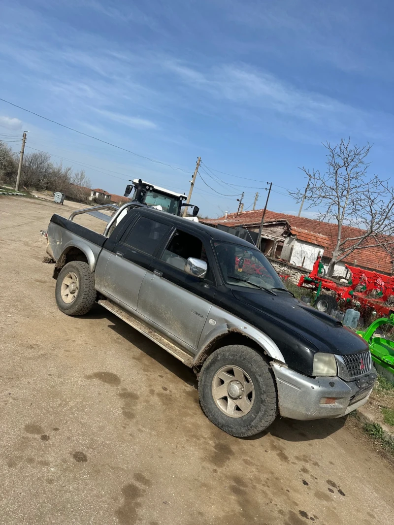 Mitsubishi L200, снимка 2 - Автомобили и джипове - 49477533