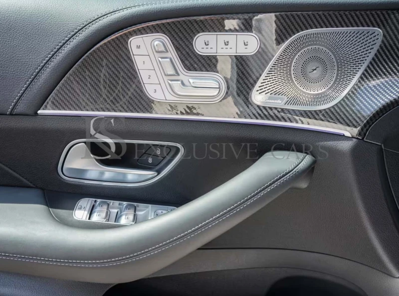 Mercedes-Benz GLE 53 4MATIC PREMIUM PLUS* CARBON* PANO* MASSAGE* ВАКУУМ* , снимка 5 - Автомобили и джипове - 51579164