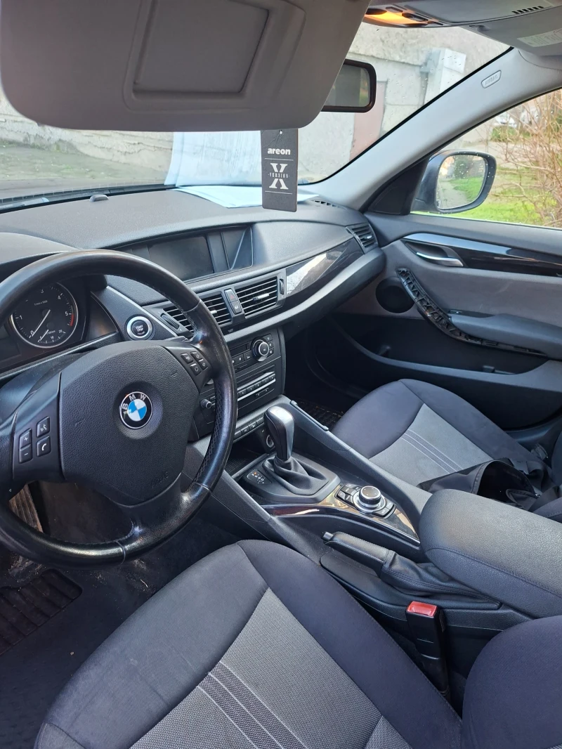 BMW X1 2.3 204кс Xdrive, снимка 7 - Автомобили и джипове - 52885344
