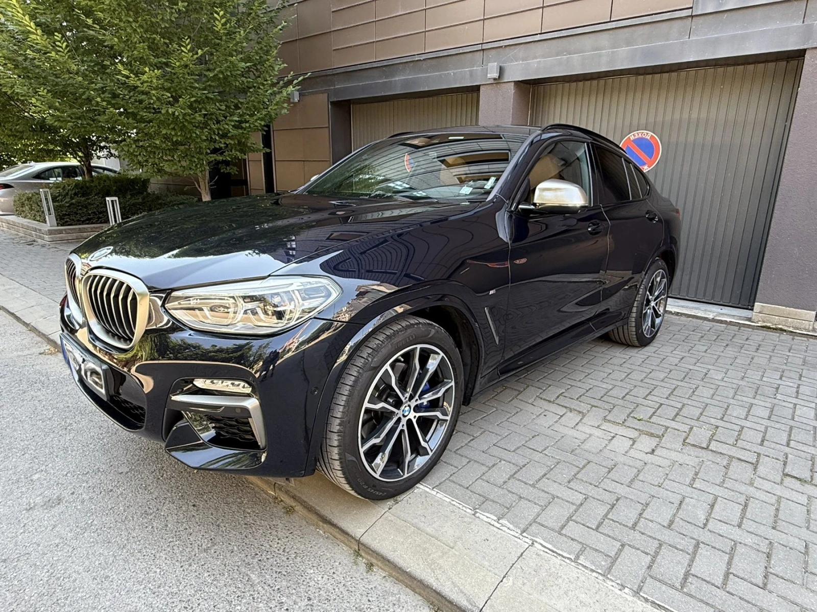 BMW X4 M40D - изображение 2