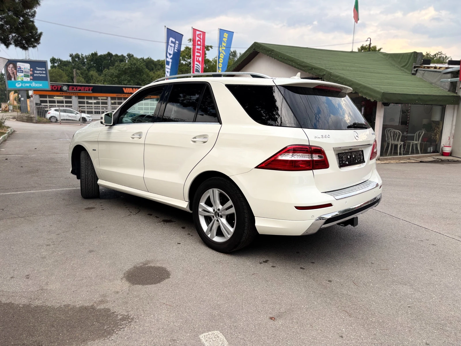 Mercedes-Benz ML 350 4 MATIC AMG - изображение 2