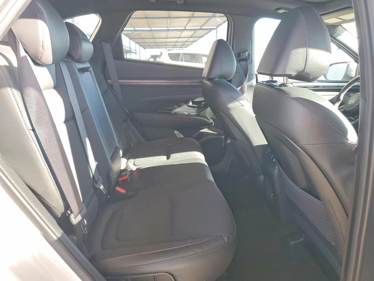 Hyundai Tucson N LINE | ЦЕНА ДО БЪЛГАРИЯ | , снимка 10 - Автомобили и джипове - 53918473