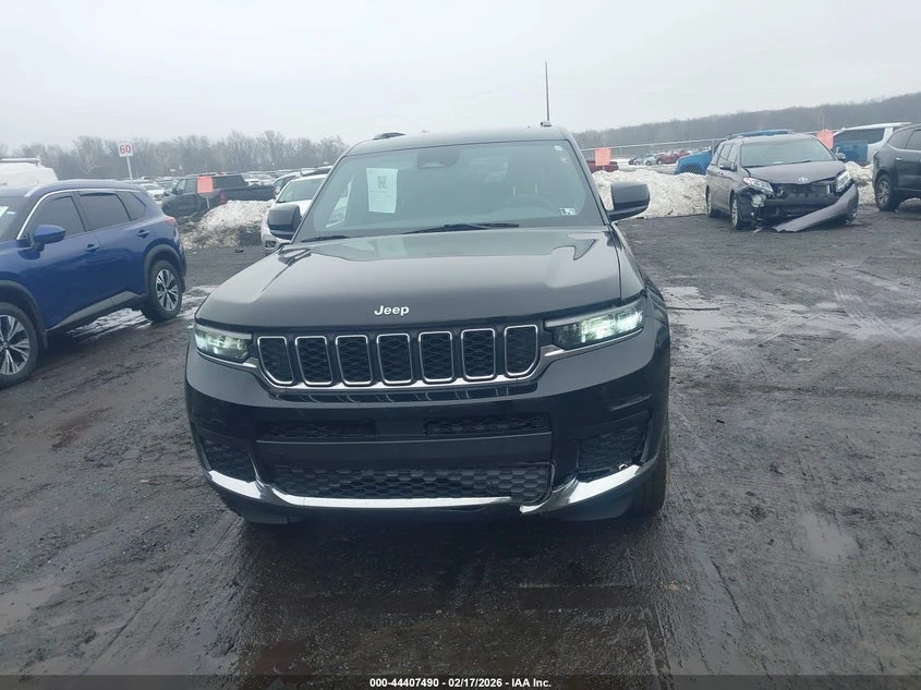 Jeep Grand cherokee 3.6l L Laredo X 4X4, снимка 12 - Автомобили и джипове - 54106289
