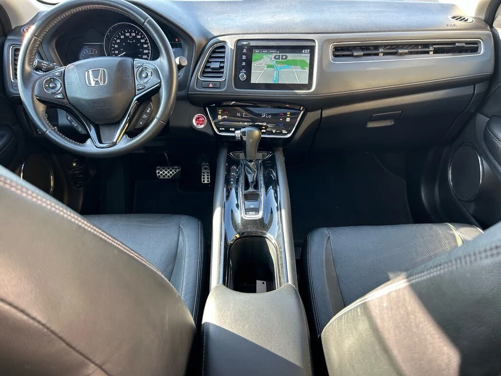 Honda Hr-v TOURING* AWD* АвтоКредит* (ЦЕНА ДО БГ), снимка 15 - Автомобили и джипове - 54113604