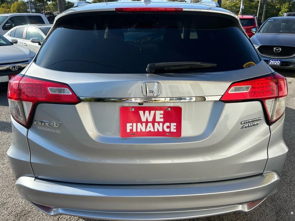 Honda Hr-v TOURING* AWD* АвтоКредит* (ЦЕНА ДО БГ), снимка 4 - Автомобили и джипове - 54113604