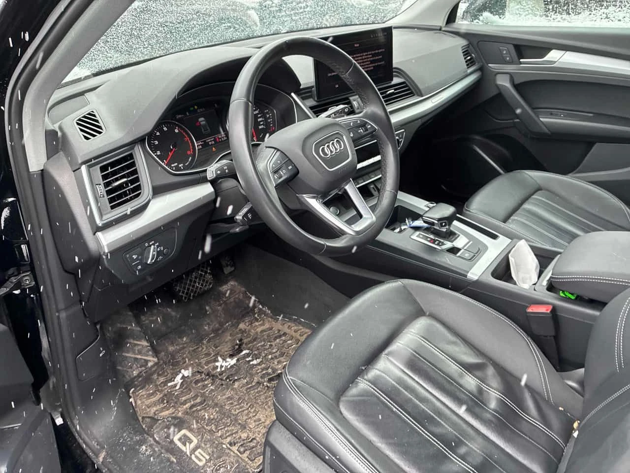 Audi Q5 Komfort| DISTRONIC| PANO| ПОДГРЕВИ| КЛИП| CARFAX, снимка 9 - Автомобили и джипове - 54567215