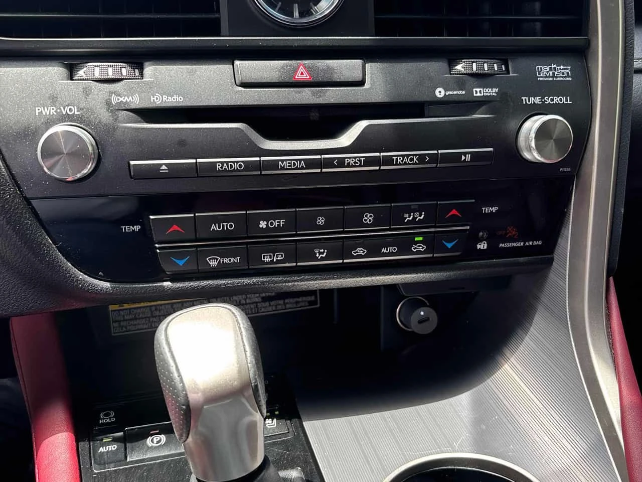 Lexus RX 350 F SPORT/AWD/ОБДУХ/360/ПАНО/CARFAX/ФИНАНСИРАНЕ, снимка 9 - Автомобили и джипове - 54719460