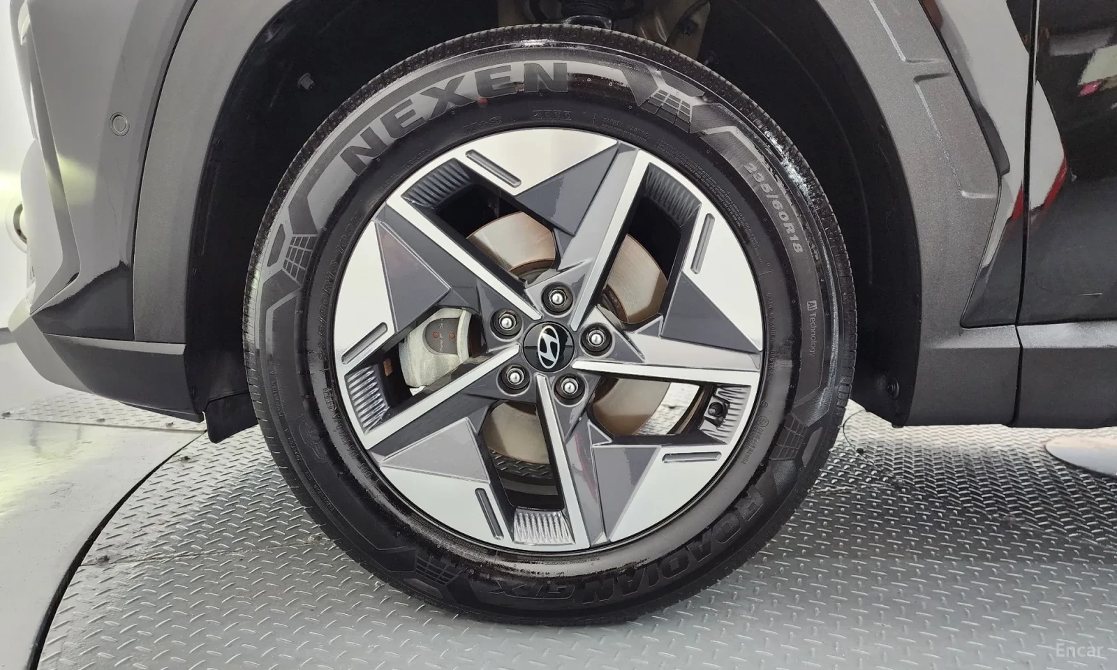 Hyundai Tucson 1.6 Turbo , снимка 5 - Автомобили и джипове - 55049549
