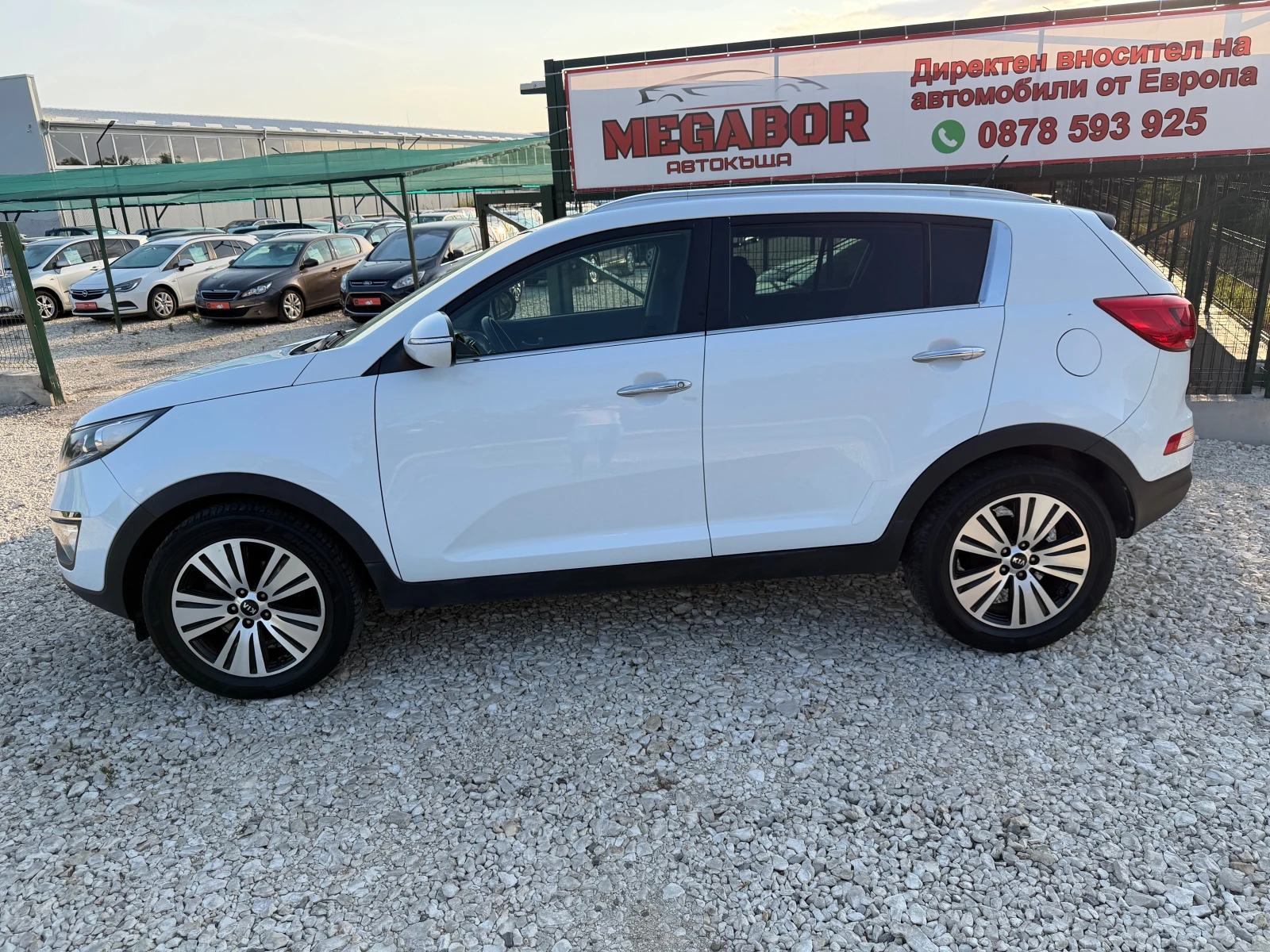 Kia Sportage 1.7CRDi/116p.s-Facelift/Navi-Euro 5!!!, снимка 7 - Автомобили и джипове - 55505042