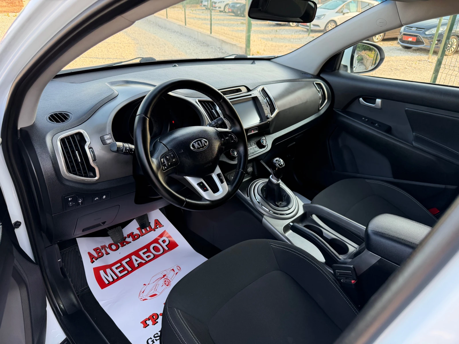 Kia Sportage 1.7CRDi/116p.s-Facelift/Navi-Euro 5!!!, снимка 9 - Автомобили и джипове - 55505042