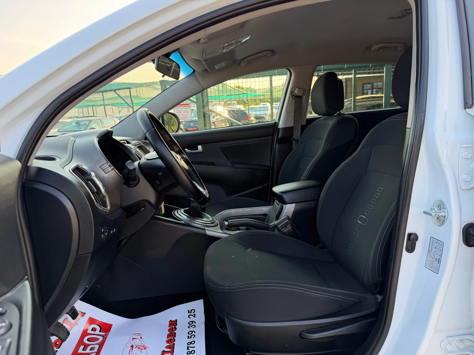 Kia Sportage 1.7CRDi/116p.s-Facelift/Navi-Euro 5!!!, снимка 10 - Автомобили и джипове - 55505042