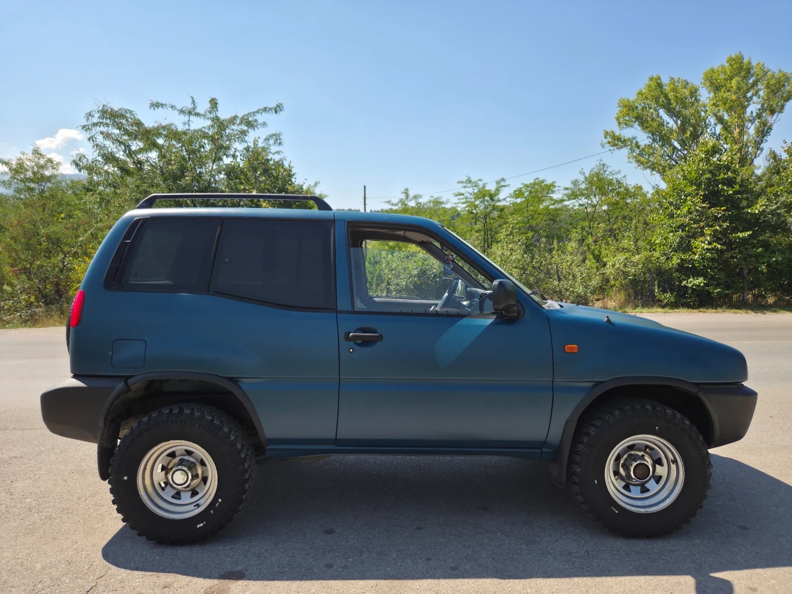 Nissan Terrano 2.7дизел 101 коня !! Уникат , снимка 3 - Автомобили и джипове - 55627798
