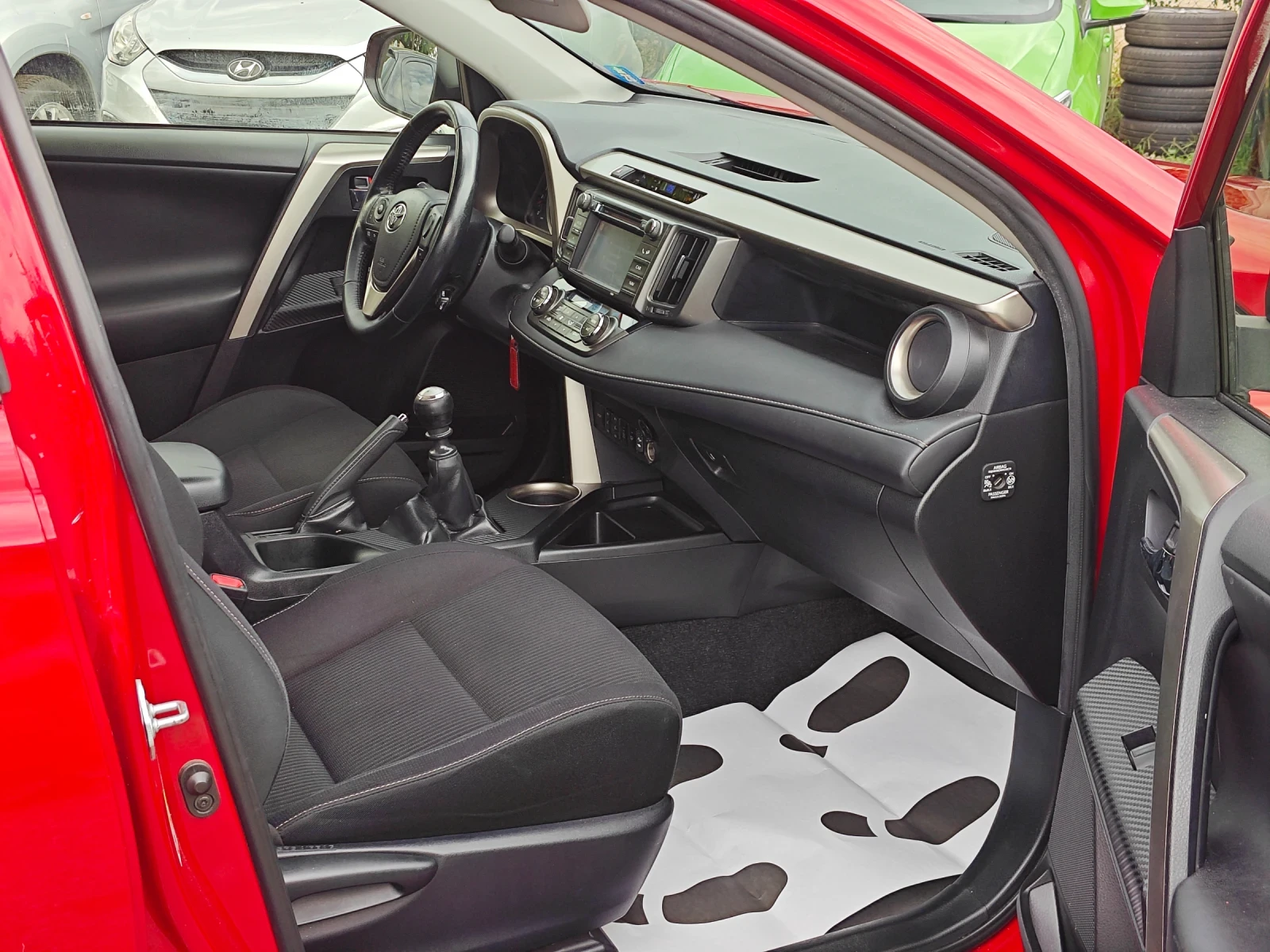 Toyota Rav4 D4d-4x4 , снимка 15 - Автомобили и джипове - 55722848