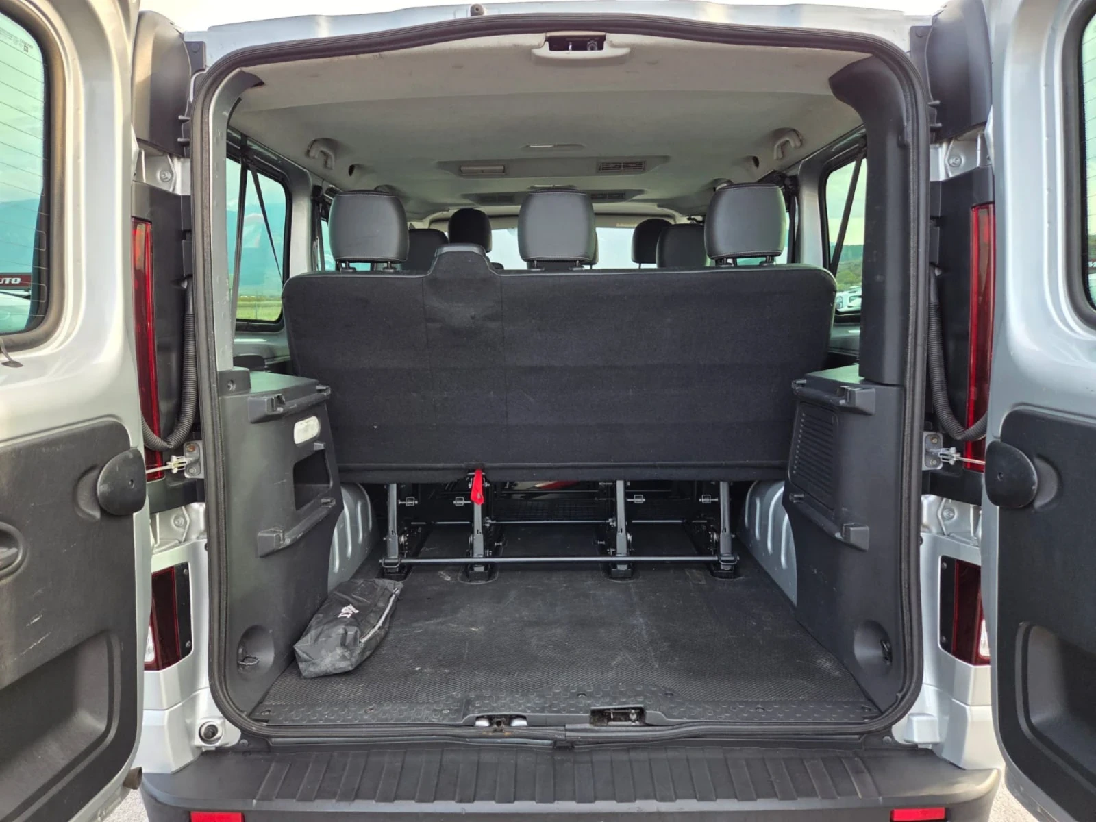 Opel Vivaro 1.6 BI TURBO | Mobile.bg   12