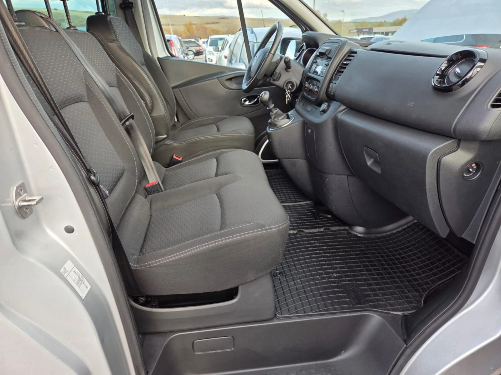 Opel Vivaro 1.6 BI TURBO | Mobile.bg   9