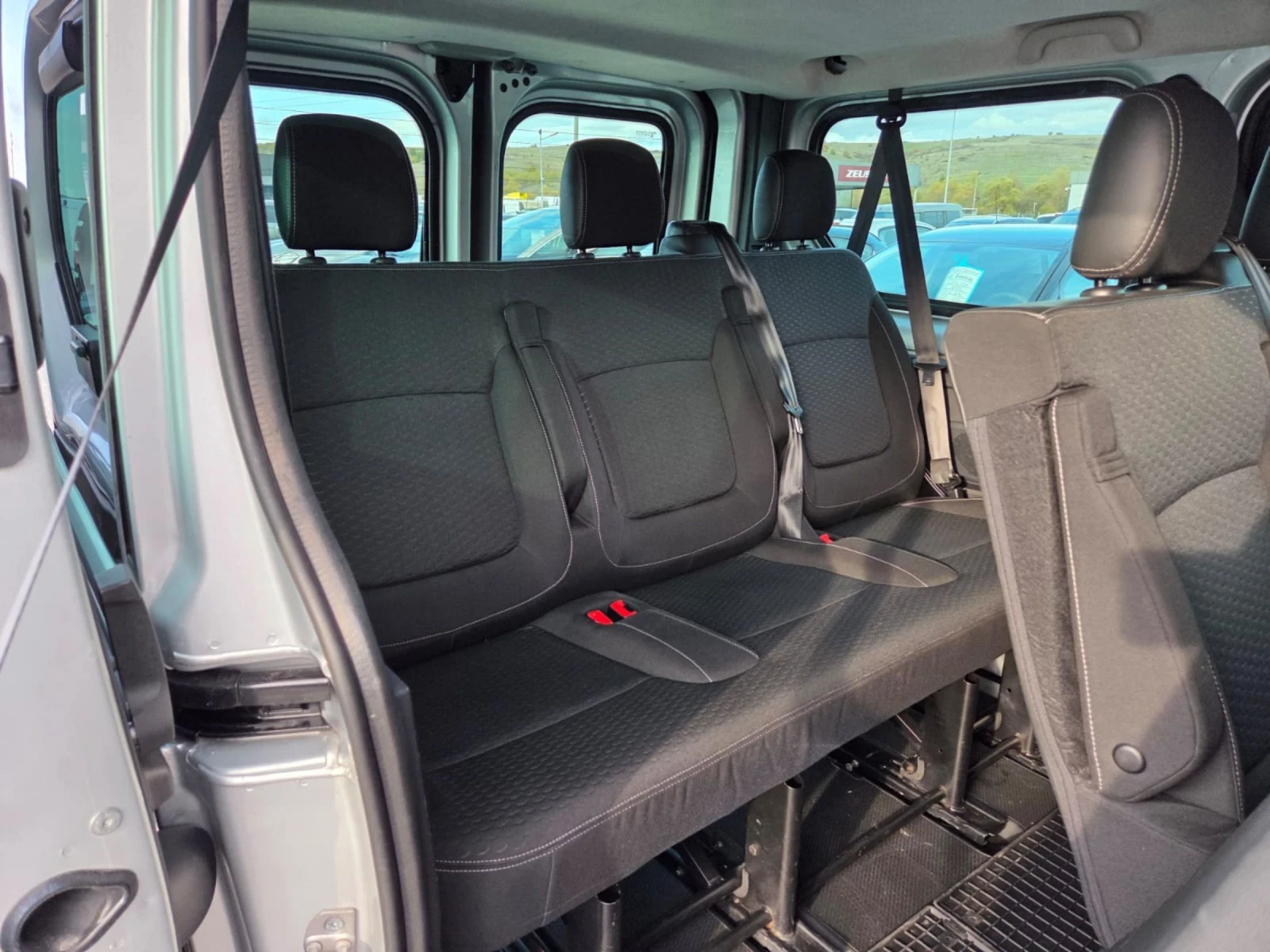 Opel Vivaro 1.6 BI TURBO | Mobile.bg   11