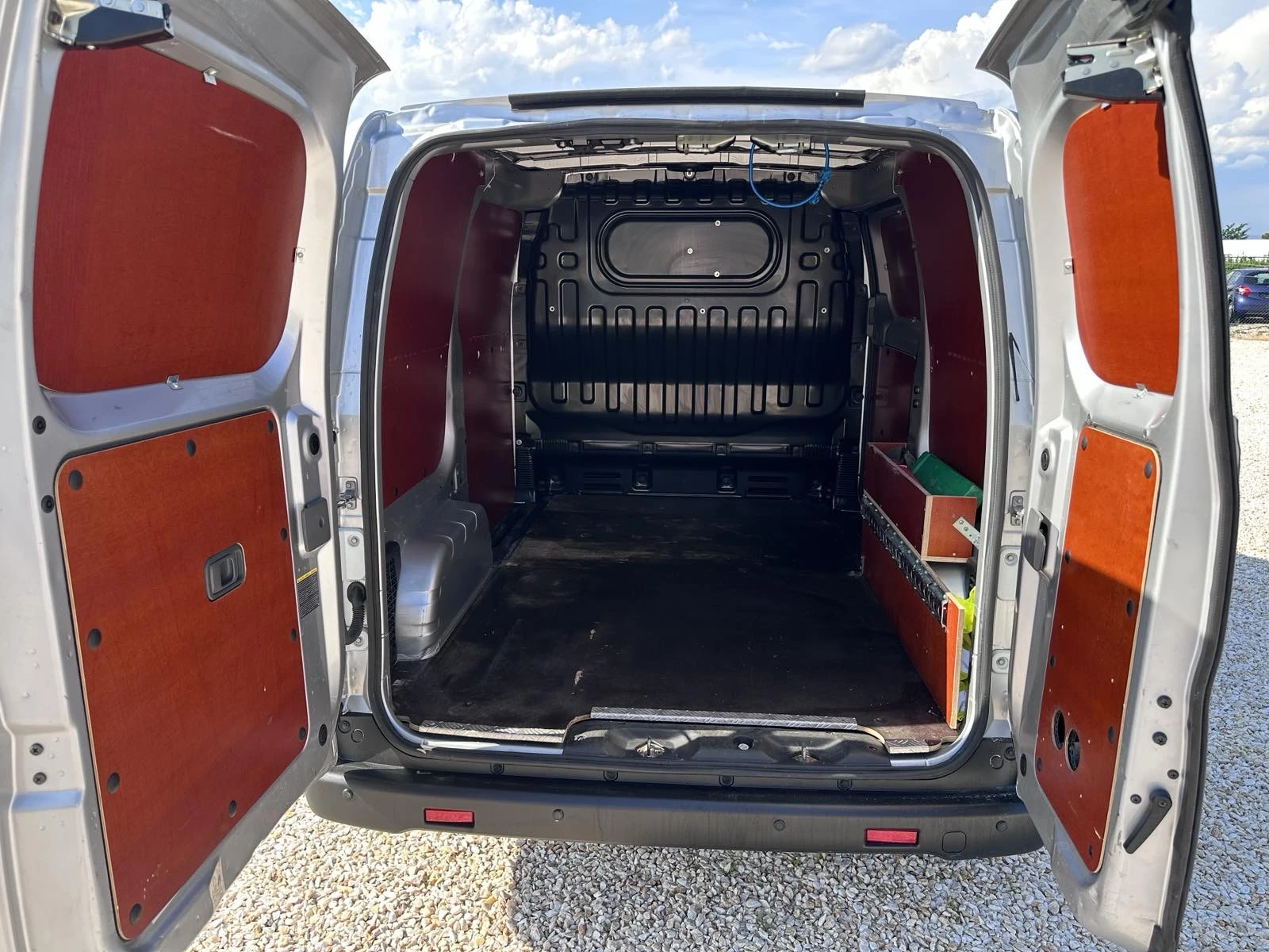 Nissan NV200 24kw, снимка 15 - Бусове и автобуси - 54833409