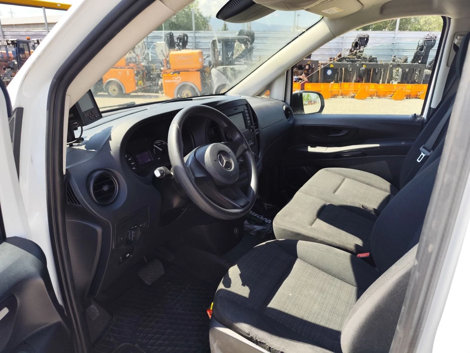 Mercedes-Benz Vito Хладилен, снимка 7 - Бусове и автобуси - 54885894