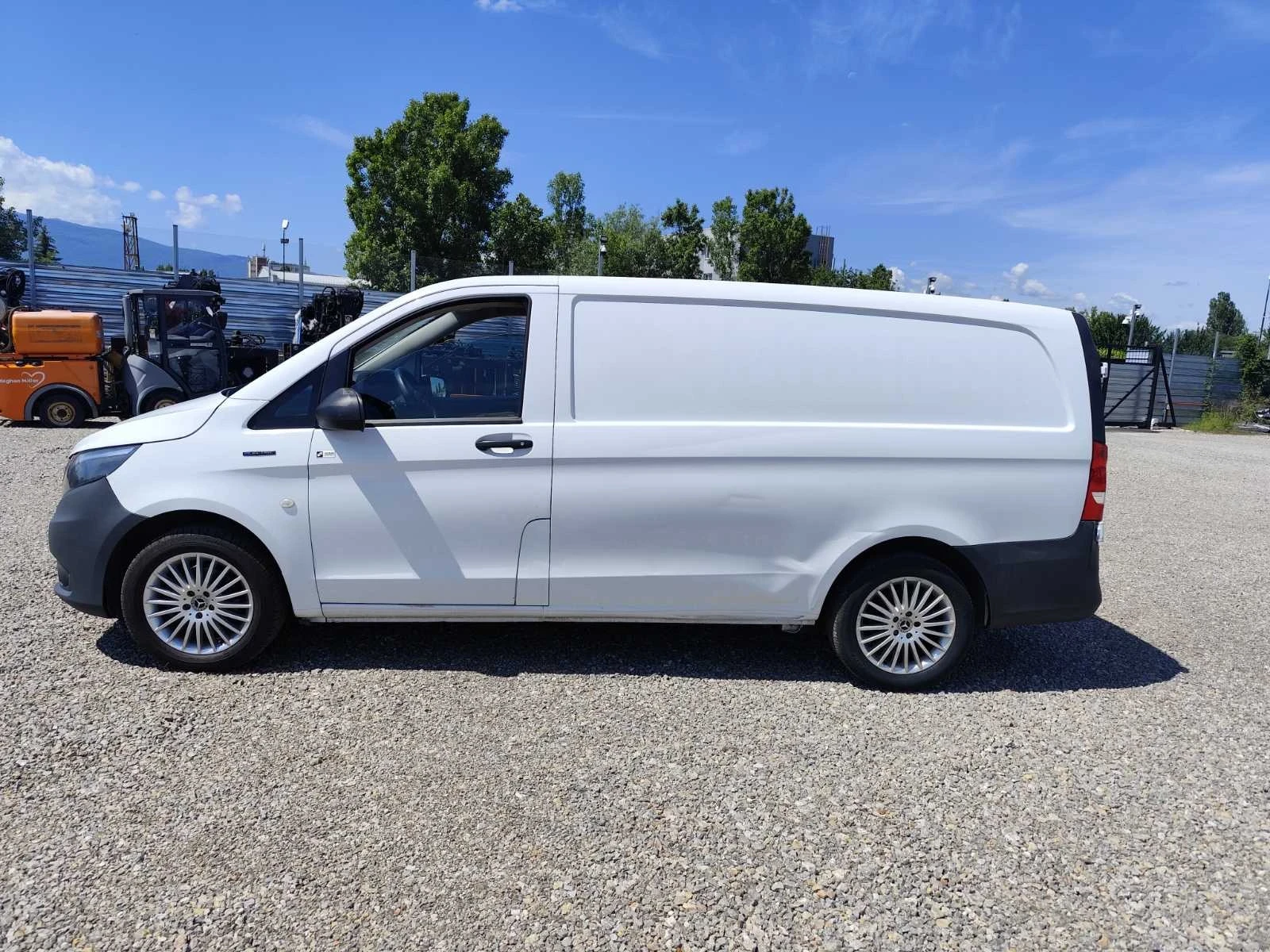 Mercedes-Benz Vito Хладилен, снимка 4 - Бусове и автобуси - 54885894