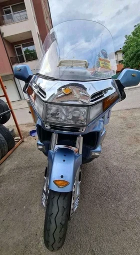 Обява за продажба на Honda Gold Wing ~6 000 лв. - изображение 1