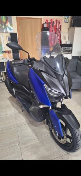     Yamaha X-max 300cc  