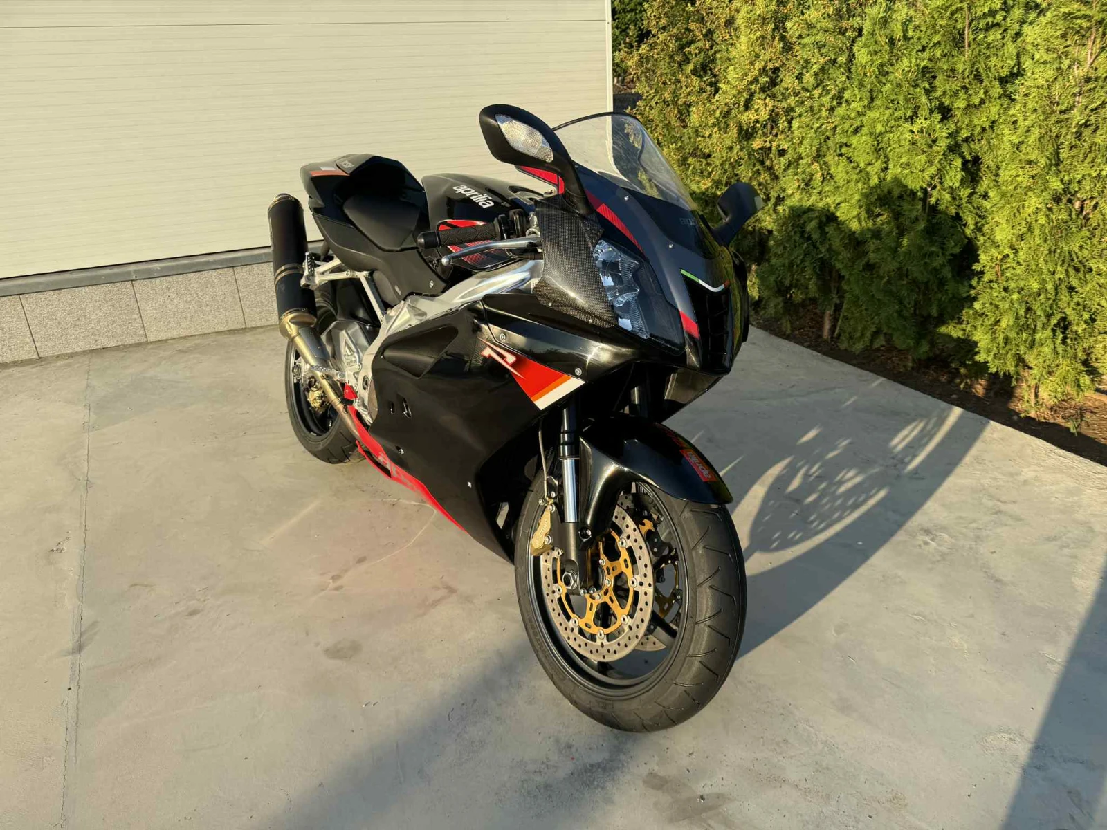 Aprilia RSV4 RSV-R 1000 | Mobile.bg   1