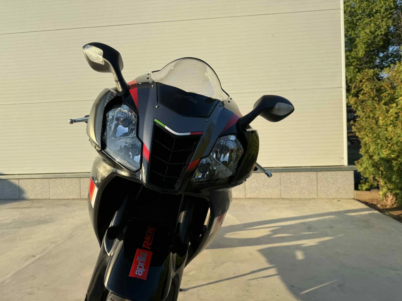 Aprilia RSV4 RSV-R 1000 - изображение 7