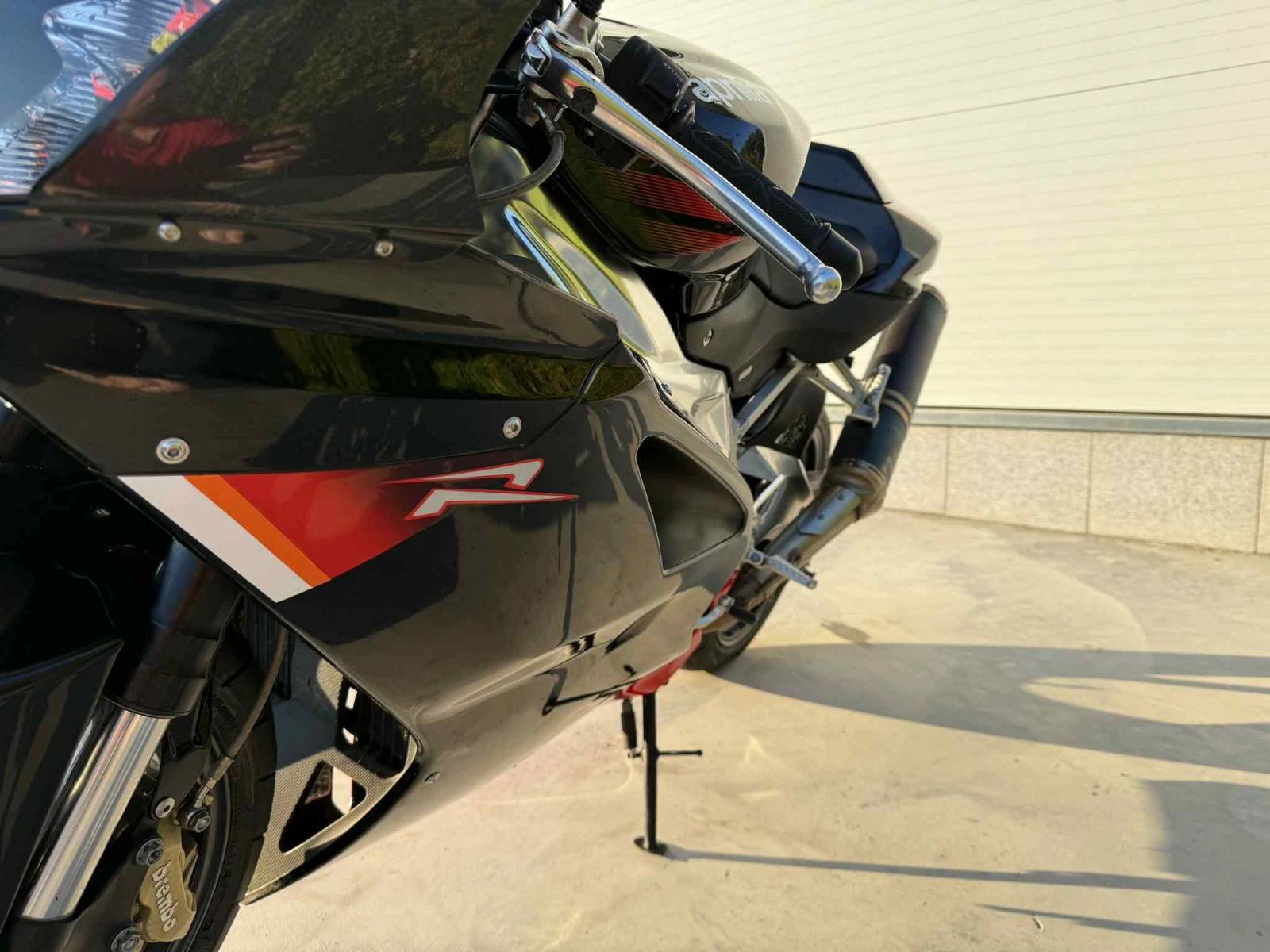 Aprilia RSV4 RSV-R 1000 - изображение 6