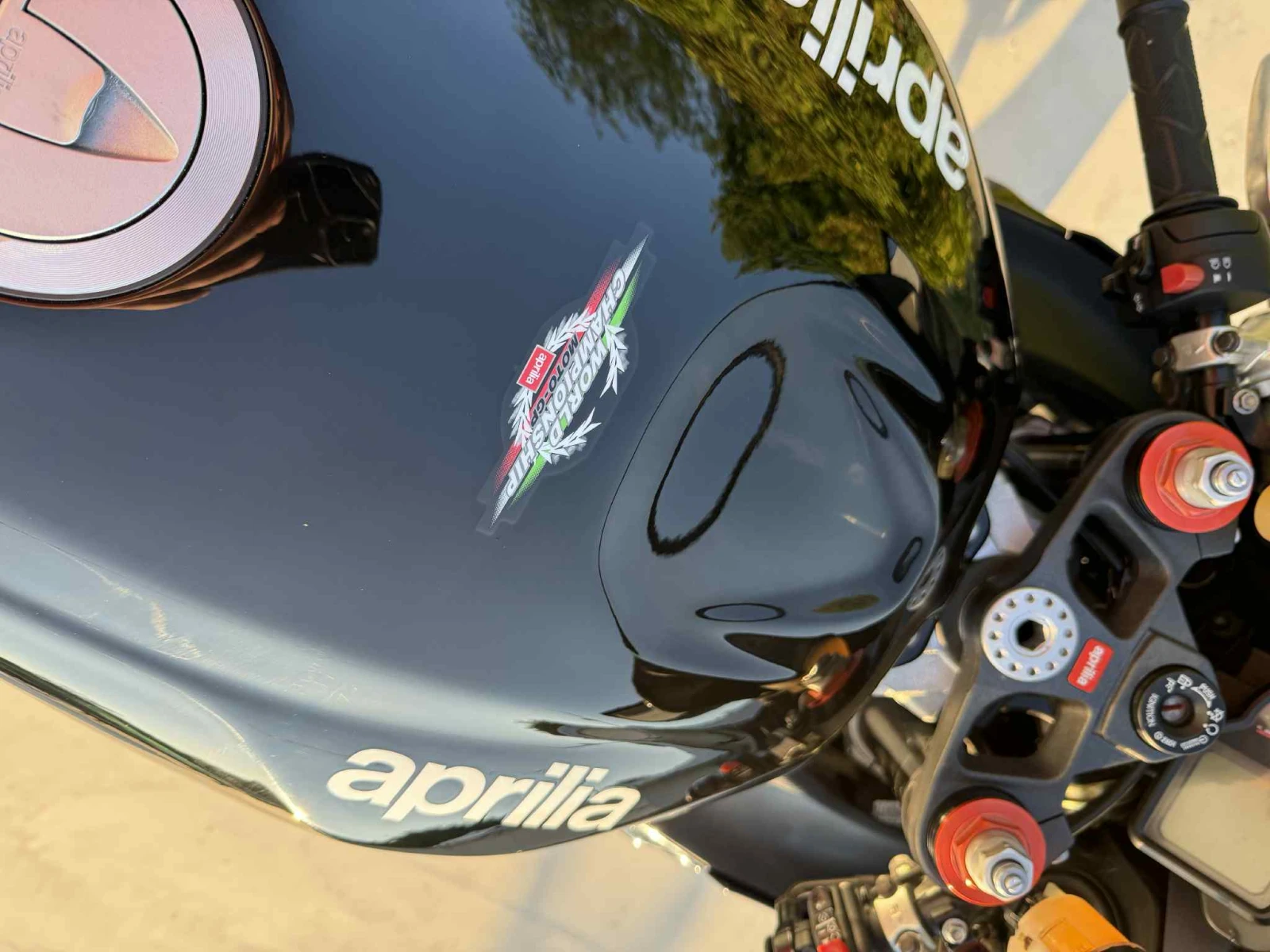 Aprilia RSV4 RSV-R 1000 | Mobile.bg   13