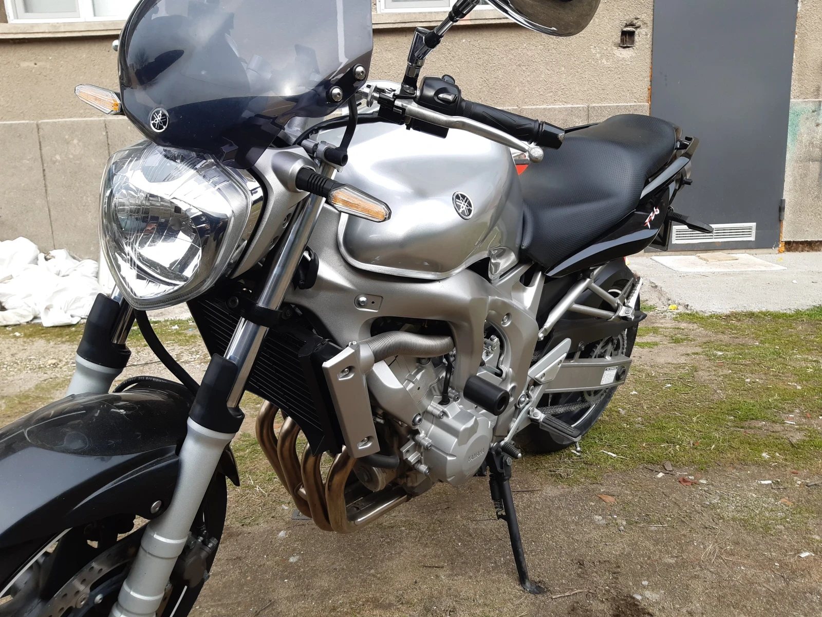 Yamaha FZ6N