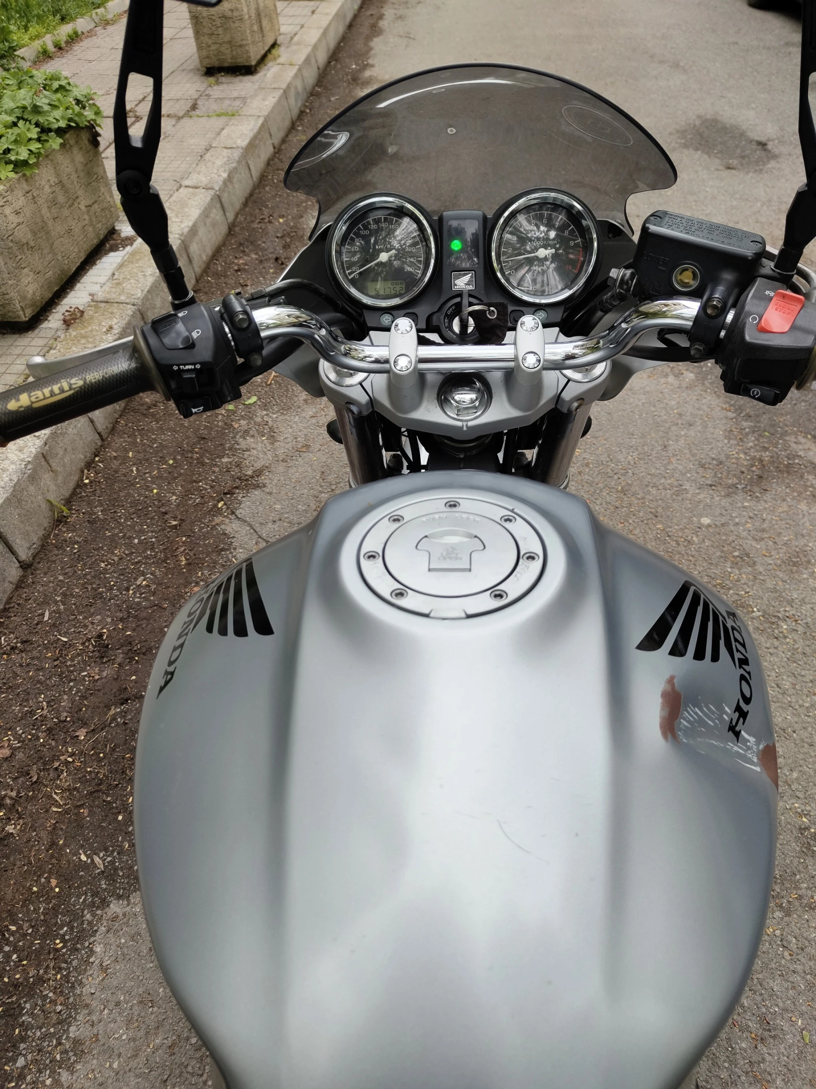 Honda Hornet 919i, снимка 10 - Мотоциклети и мототехника - 56347774