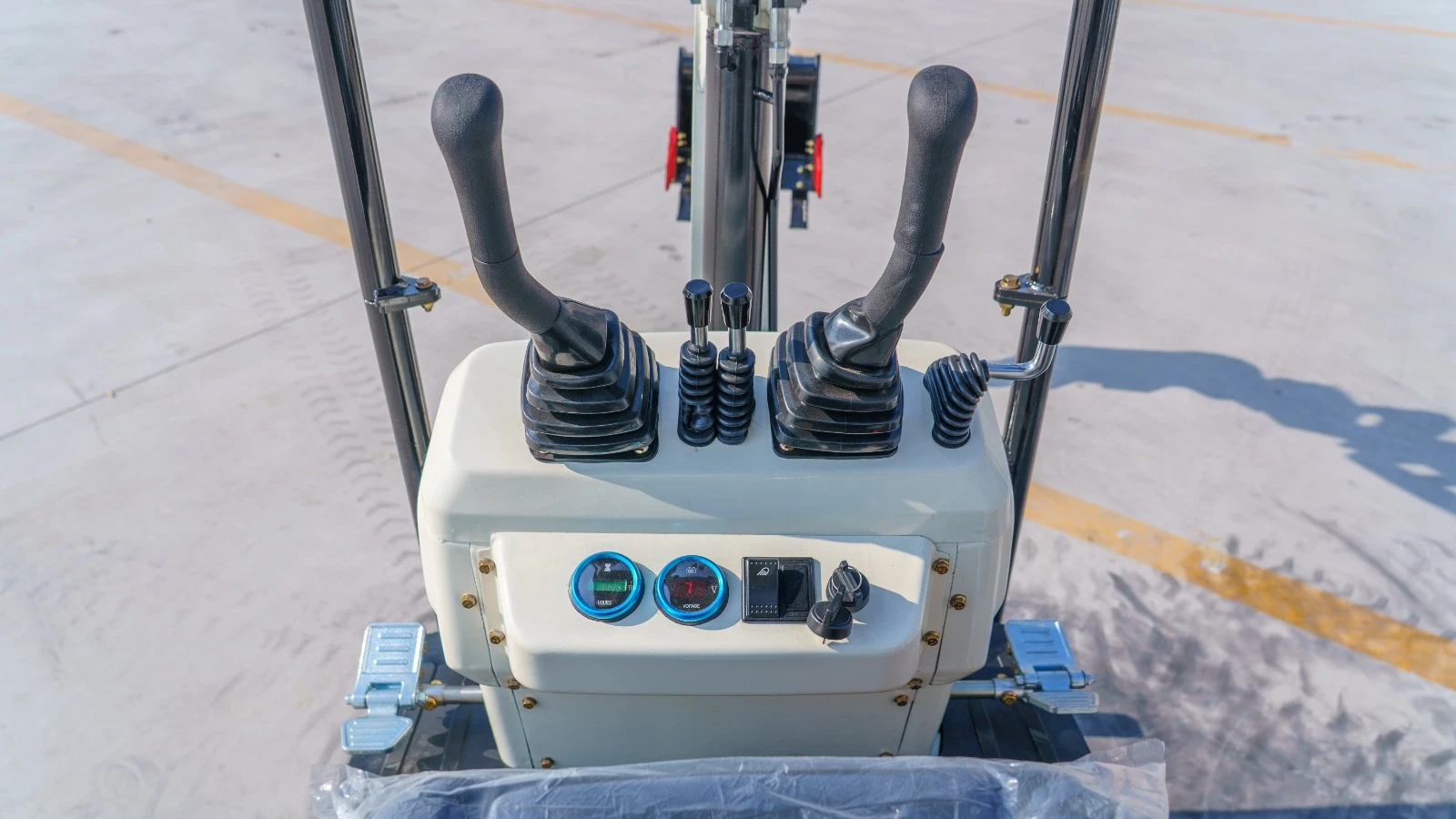 Багер ZETTRA Z12, снимка 6 - Индустриална техника - 53987022