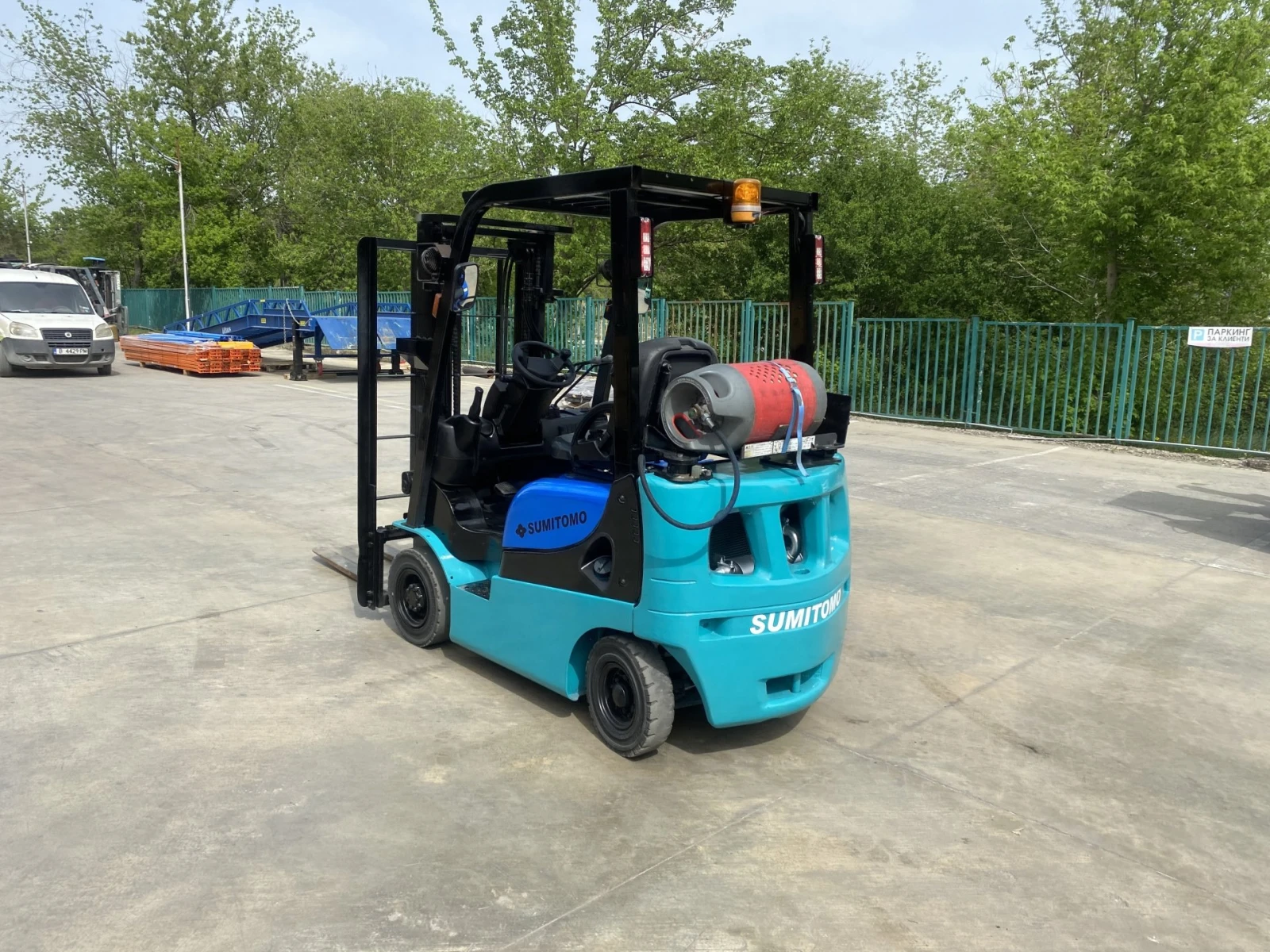  Yale   ,   | Mobile.bg   3