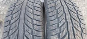Гуми Зимни 255/70R16, снимка 1