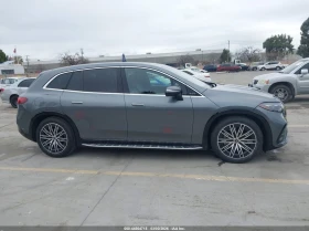 Mercedes-Benz EQS 450 4MATIC SUV, снимка 13