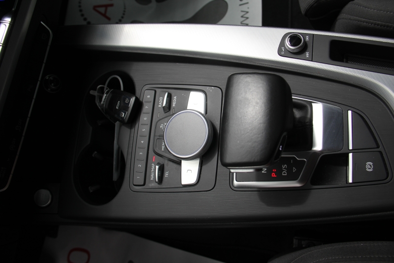 Audi A5 Quattro/Kamera/LED/Virtual Cockpit, снимка 7 - Автомобили и джипове - 37562405