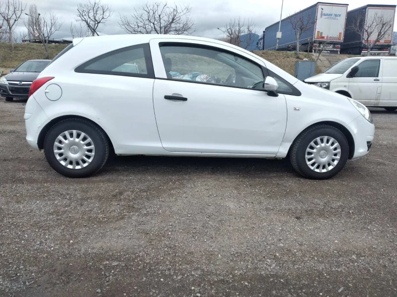 Opel Corsa 1.3CDTI-КЛИМАТИК, снимка 12 - Автомобили и джипове - 47449400