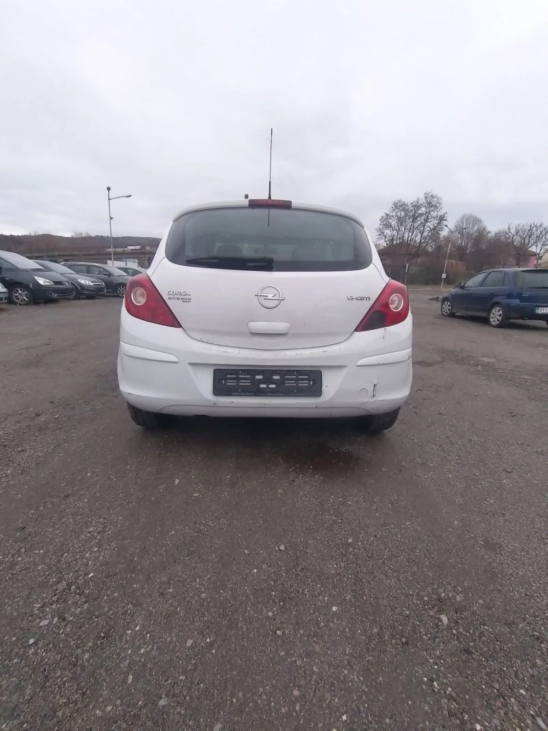 Opel Corsa 1.3CDTI-КЛИМАТИК, снимка 7 - Автомобили и джипове - 47449400