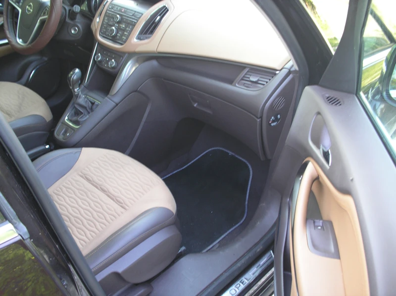 Opel Zafira 1, 6 I, 150ks, снимка 10 - Автомобили и джипове - 52311774