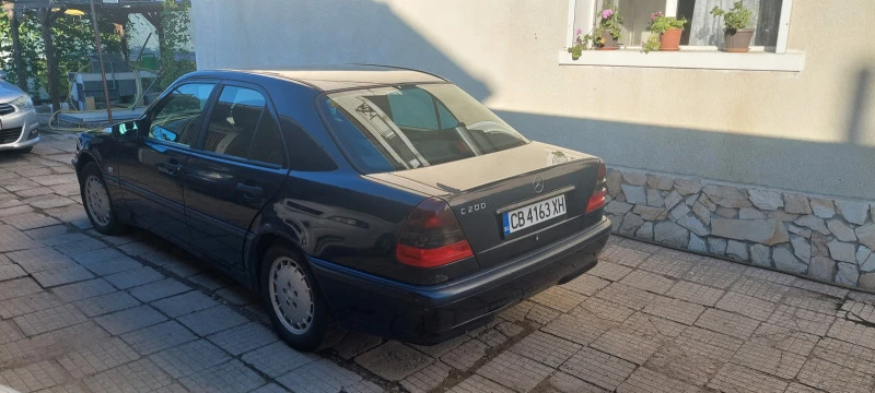 Mercedes-Benz C 200, снимка 8 - Автомобили и джипове - 46972755