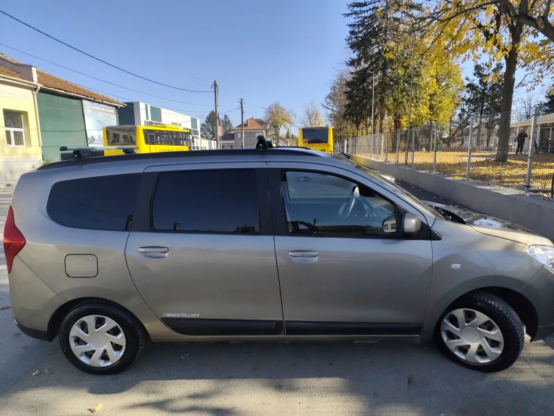 Dacia Lodgy, снимка 8 - Автомобили и джипове - 47882260