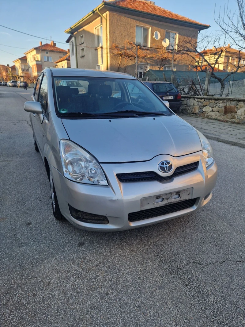 Toyota Corolla verso, снимка 3 - Автомобили и джипове - 48401396