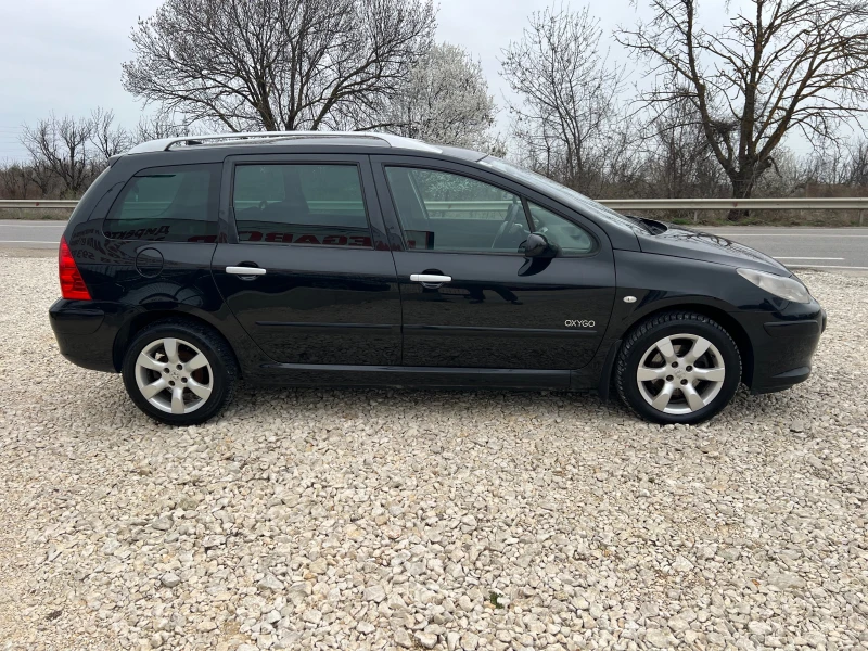 Peugeot 307 SW 1.6HDi/110p.s-Facelift-7 mesten, снимка 8 - Автомобили и джипове - 49523328