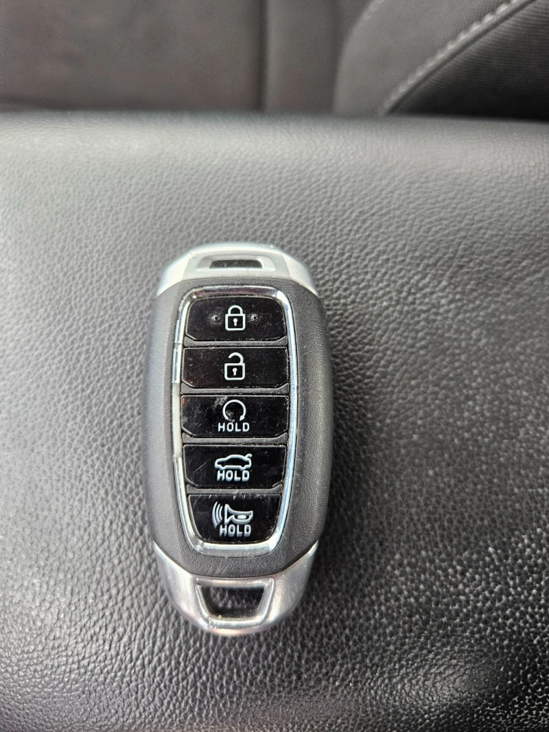 Hyundai Elantra CN7 2.0, снимка 17 - Автомобили и джипове - 50836495