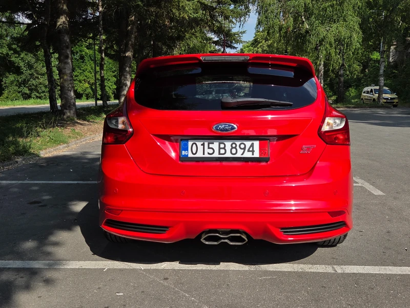 Ford Focus ST 2.0, снимка 4 - Автомобили и джипове - 52772383